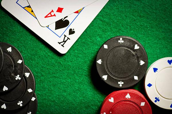 Comparing Support Availability: A Casino Dubai Research Guide
