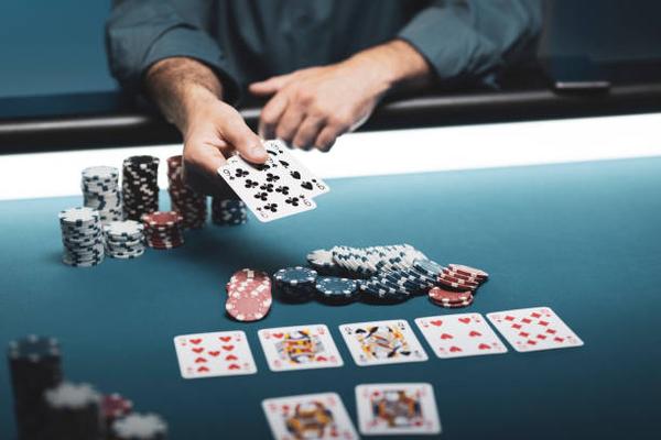 A Closer Look at online casinos Singapore for Modern Players For comparing available features